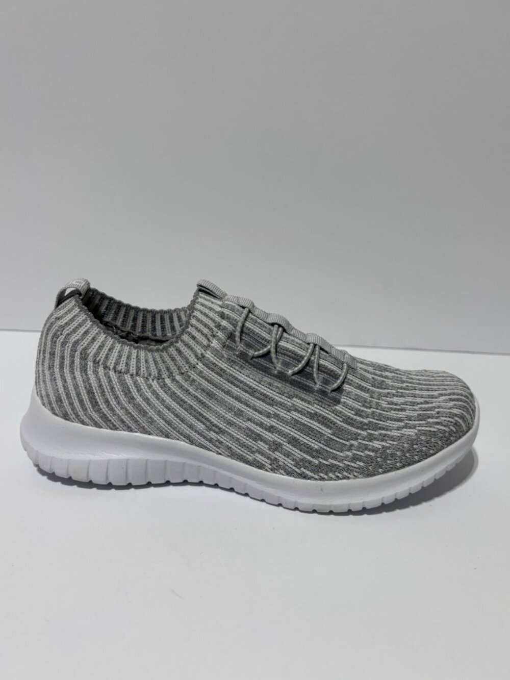 Tiosebon Women’s Gray Slip-On Shoes, Size EUR 38, US 7.5 M